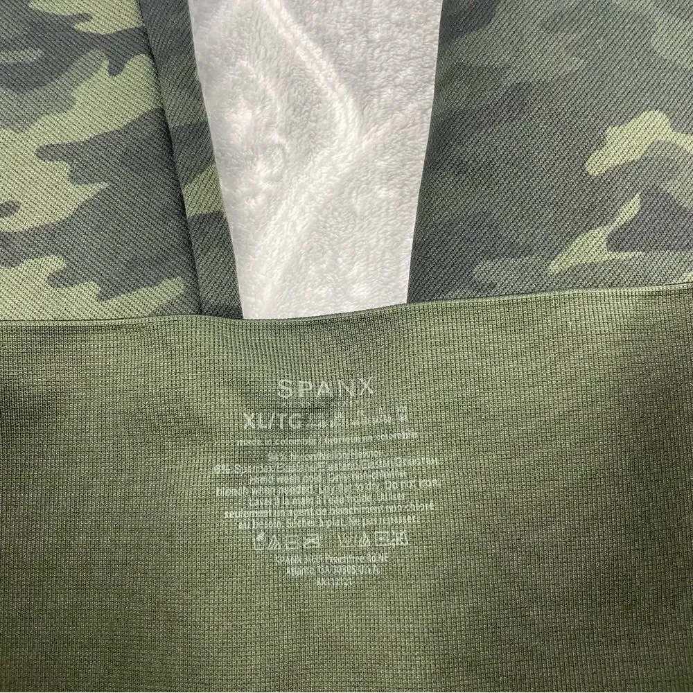 Womens Spanx Look At Me Now Seamless Pant - Picture 3 of 4